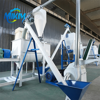 Grootschalige voermachines en -apparatuur, hoge stabiliteit, lage uitval, arbeidsbesparend, geschikt voor gebruik in de pluimveehouderij.
