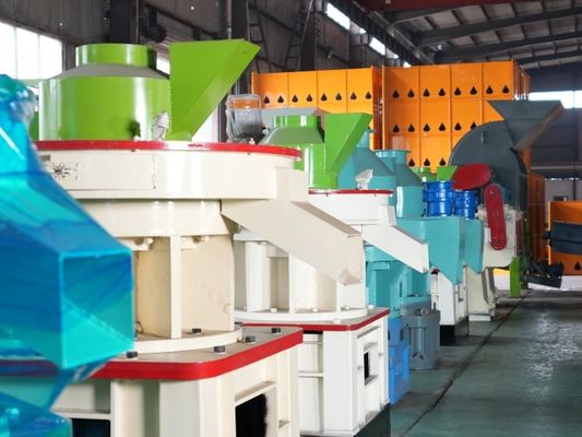 Commerciële Landbouw 212mm Houten Korrel die Machine met Dieselmotor maakt