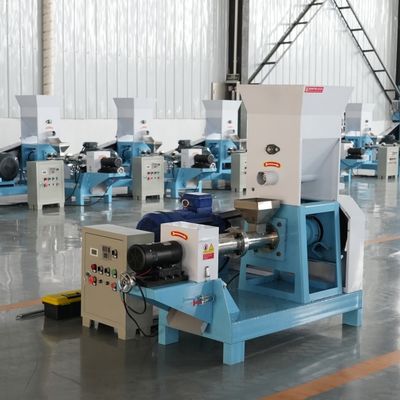 500kg/H de kleine Korrel die van het Vissenvoedsel tot Machine 2.2kw maken Scherpe Macht