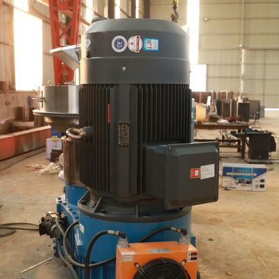 Hoog - dichtheid Hay Straw Wood Pelletizer Equipment Wearproof 50HZ