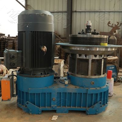 Hoog - dichtheid Hay Straw Wood Pelletizer Equipment Wearproof 50HZ