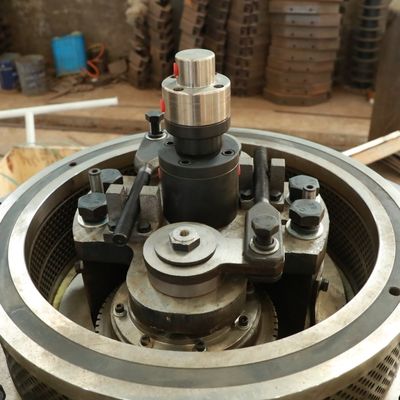 Voer Kleine Houten Korrel Milieuvriendelijk Mills Home Use 600kg/H 400kg/H