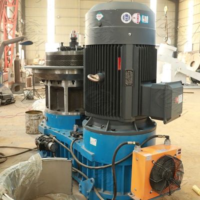 Gedreven Houten de Korrelmolen 20mm van het koffieafval z.o.z. met Rollen