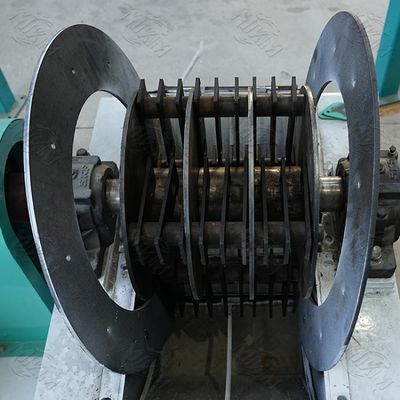 Van de de Schilkorrel van de Voedsel voor huisdierenrijst het de Verwerkingsmateriaal voor Klein Voerkatoen besluipt Gras