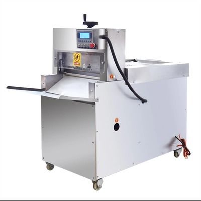 Commerciële van de Kubusdicer van het Kippenbeen de Snijmachinemachine voor Bevroren Vleesknipsel
